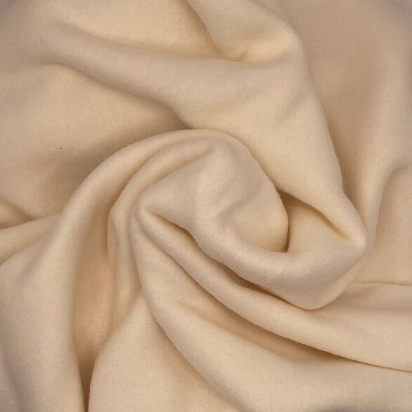 Fleece Throw Cream